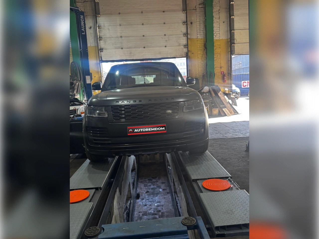 Изображение сход развала на автомобиле Range Rover в СПБ